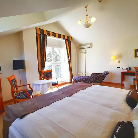 Federale Hotell 3*