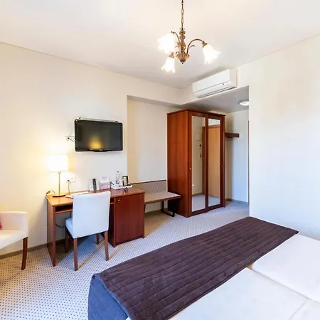 Federale Hotell 3*